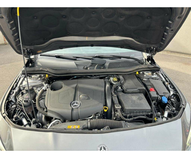 Mercedes-Benz CLA 200 d AMG FUL OPTI Met Nieuw Motor 9876+21%TVA Ninove auto